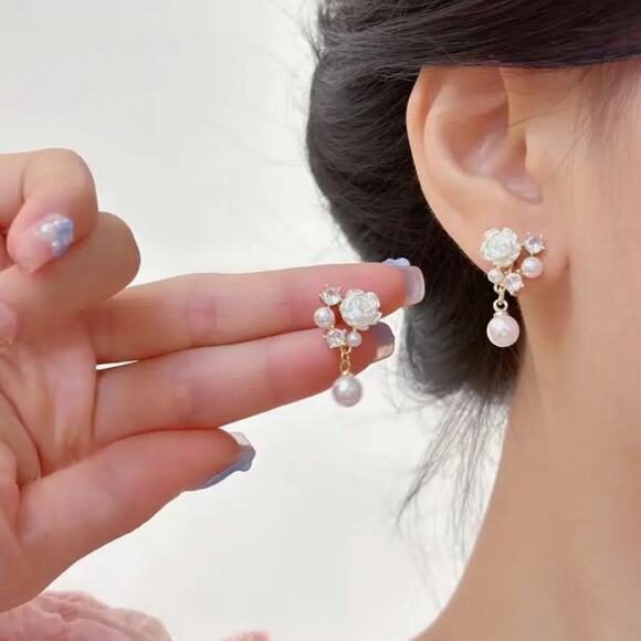 Elegant Floral Pearl Zirconia Stud Earrings, Bouquet Crystal Accent Earrings - Picture 4 of 9